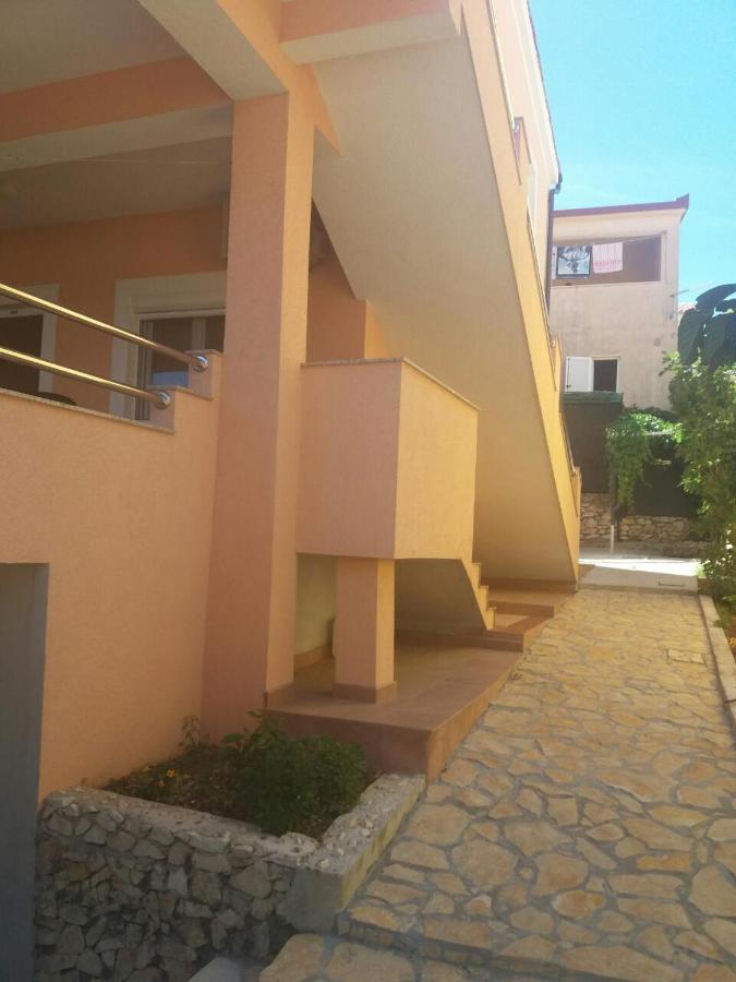 Apartments Slavka Рогозница Екстериор снимка