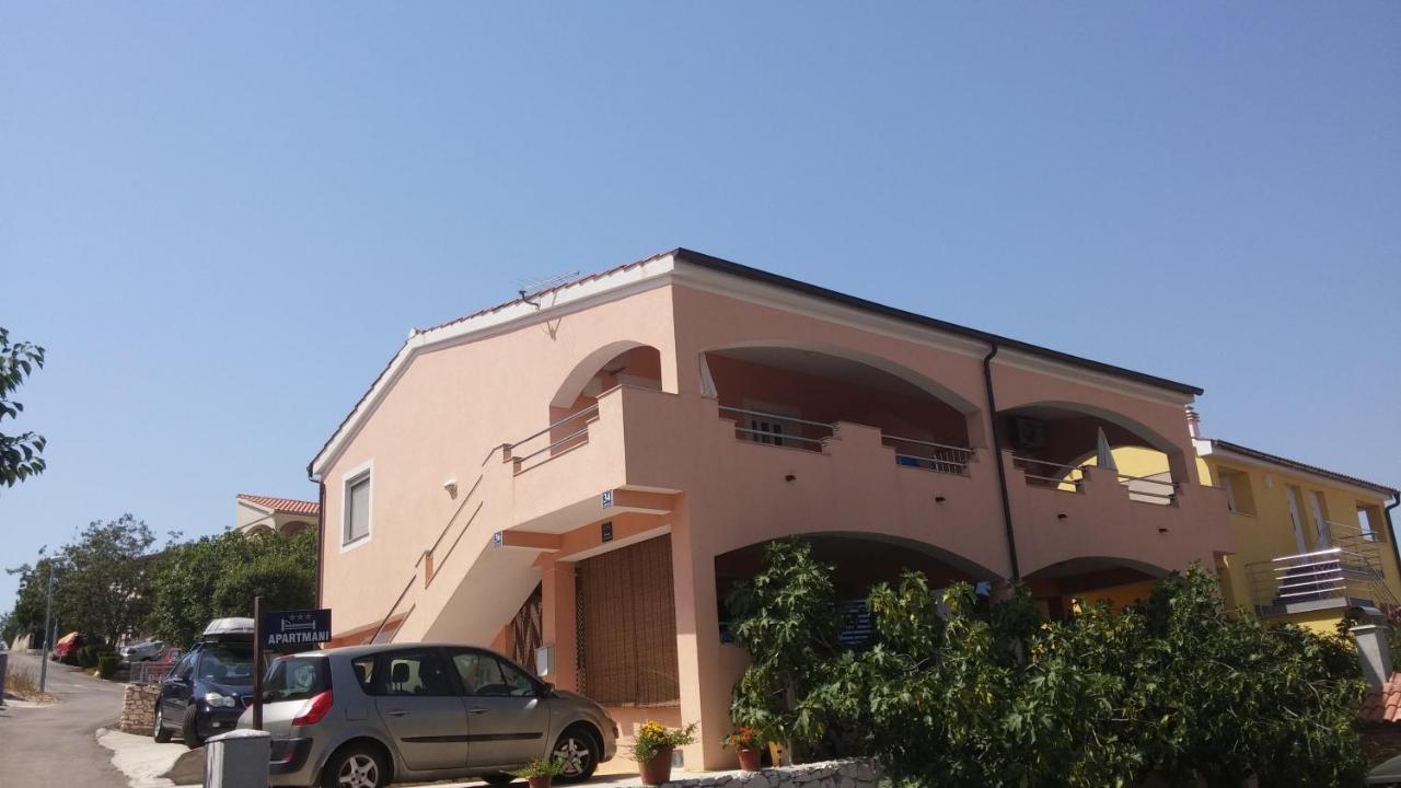 Apartments Slavka Рогозница Стая снимка