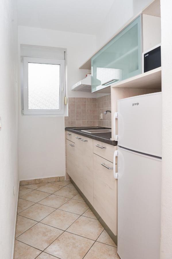 Apartments Slavka Рогозница Екстериор снимка